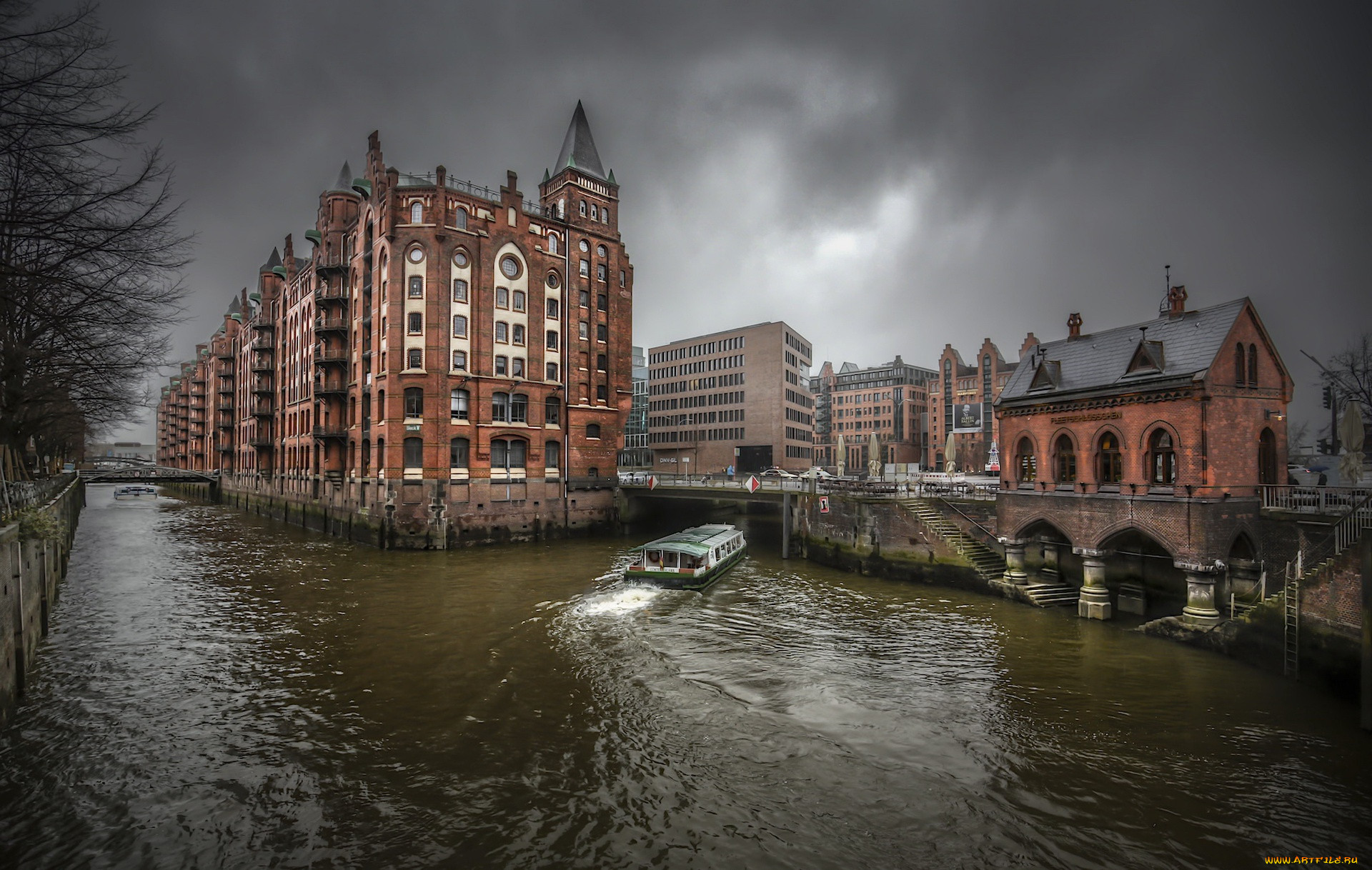 Hamburg. Гамбург Германия. Немецкая Венеция Гамбург. Германия Гамбург каналы. Гамбург Германии 1920.